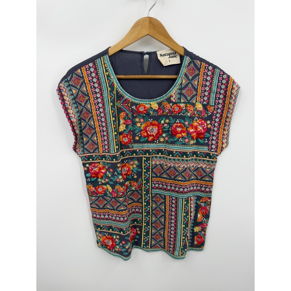 Savanna Jane Embroidered Blouse Women Size S Gray Multi Floral Boho Cap Sleeve